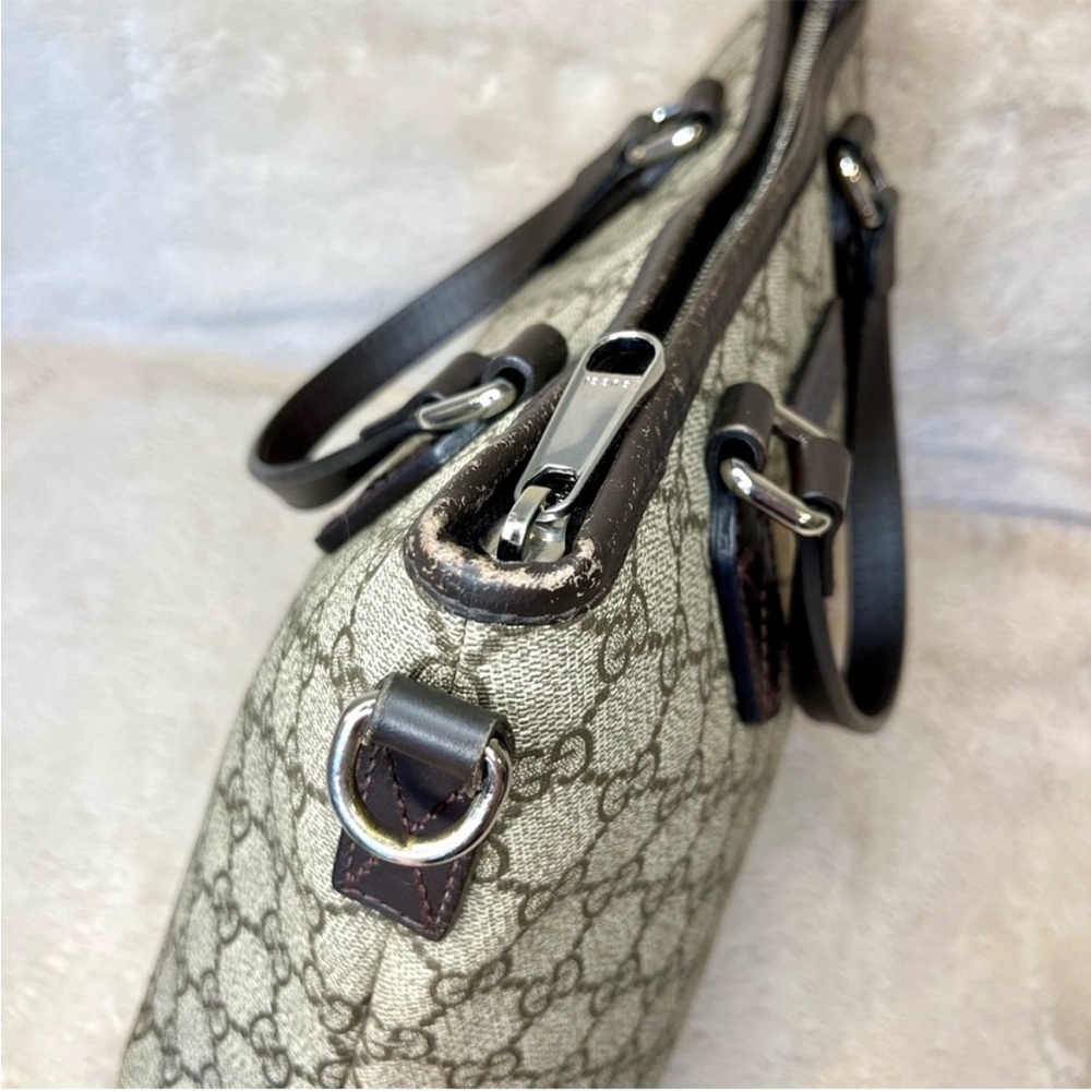 Gucci Monogram Supreme Coated Canvas Convertible Zip Tote - Picture 13 of 17